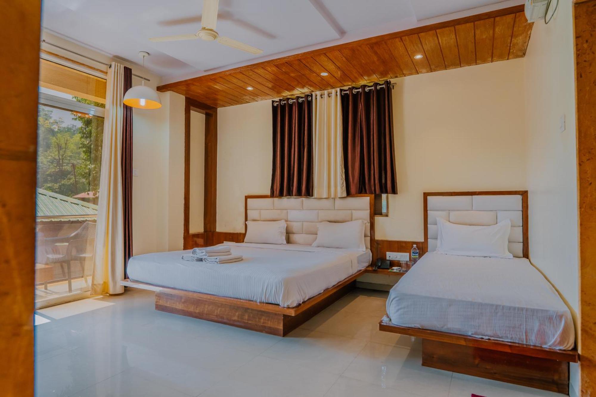 Hotel Oakwood Mahābaleshwar Dış mekan fotoğraf
