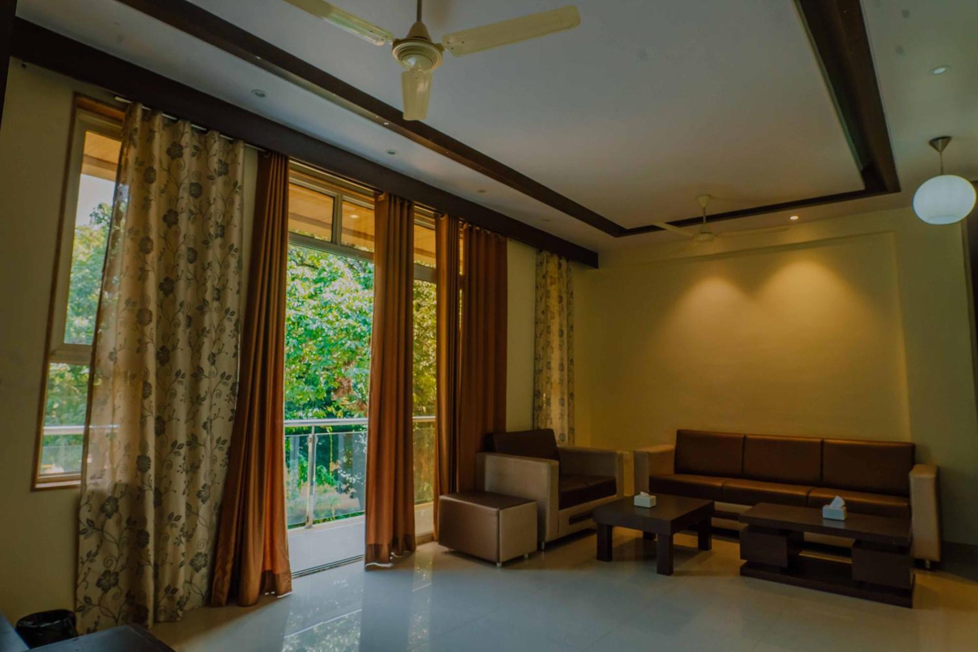Hotel Oakwood Mahābaleshwar Oda fotoğraf