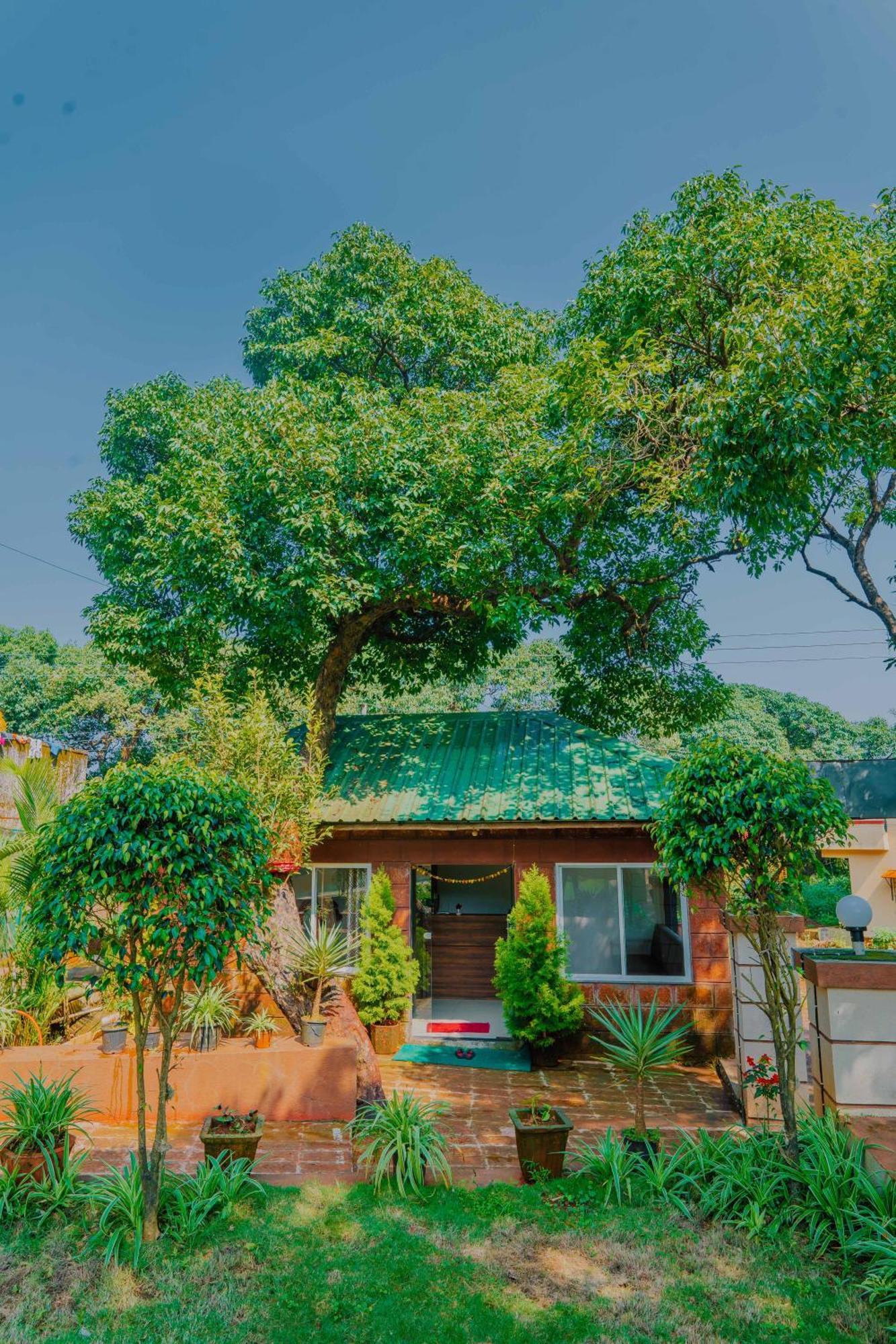 Hotel Oakwood Mahābaleshwar Oda fotoğraf